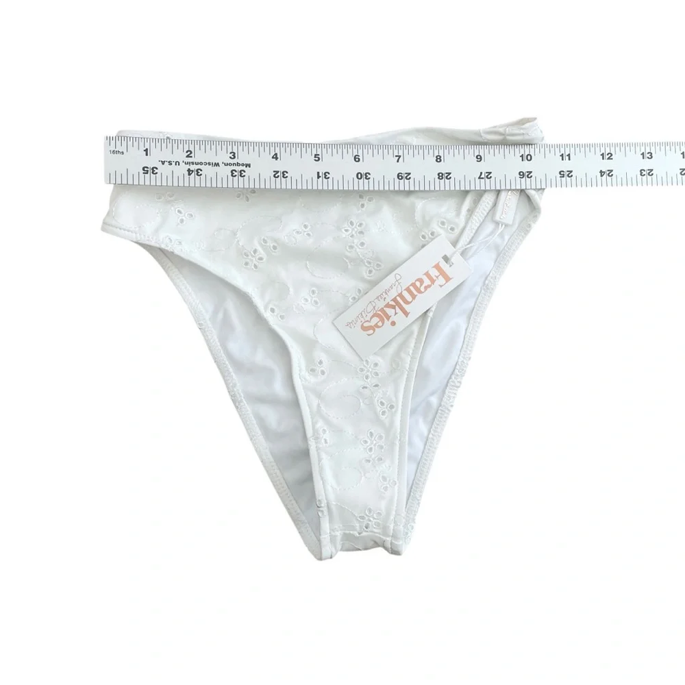 FRANKIE’S BIKINIS Jasper Eyelet White Swim Bottom - New With Tags, Extra…